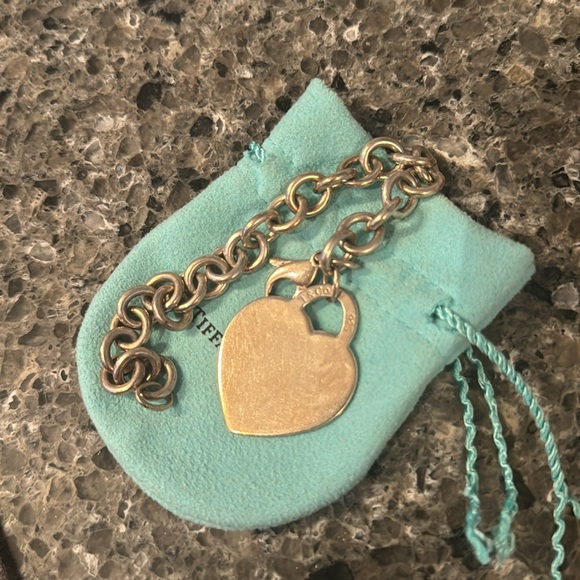 Tiffany & Co. Silver heart bracelet - Picture 4 of 4